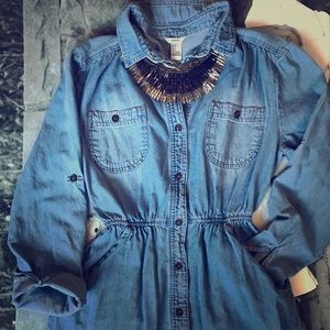 H81 jean dress with pockets!